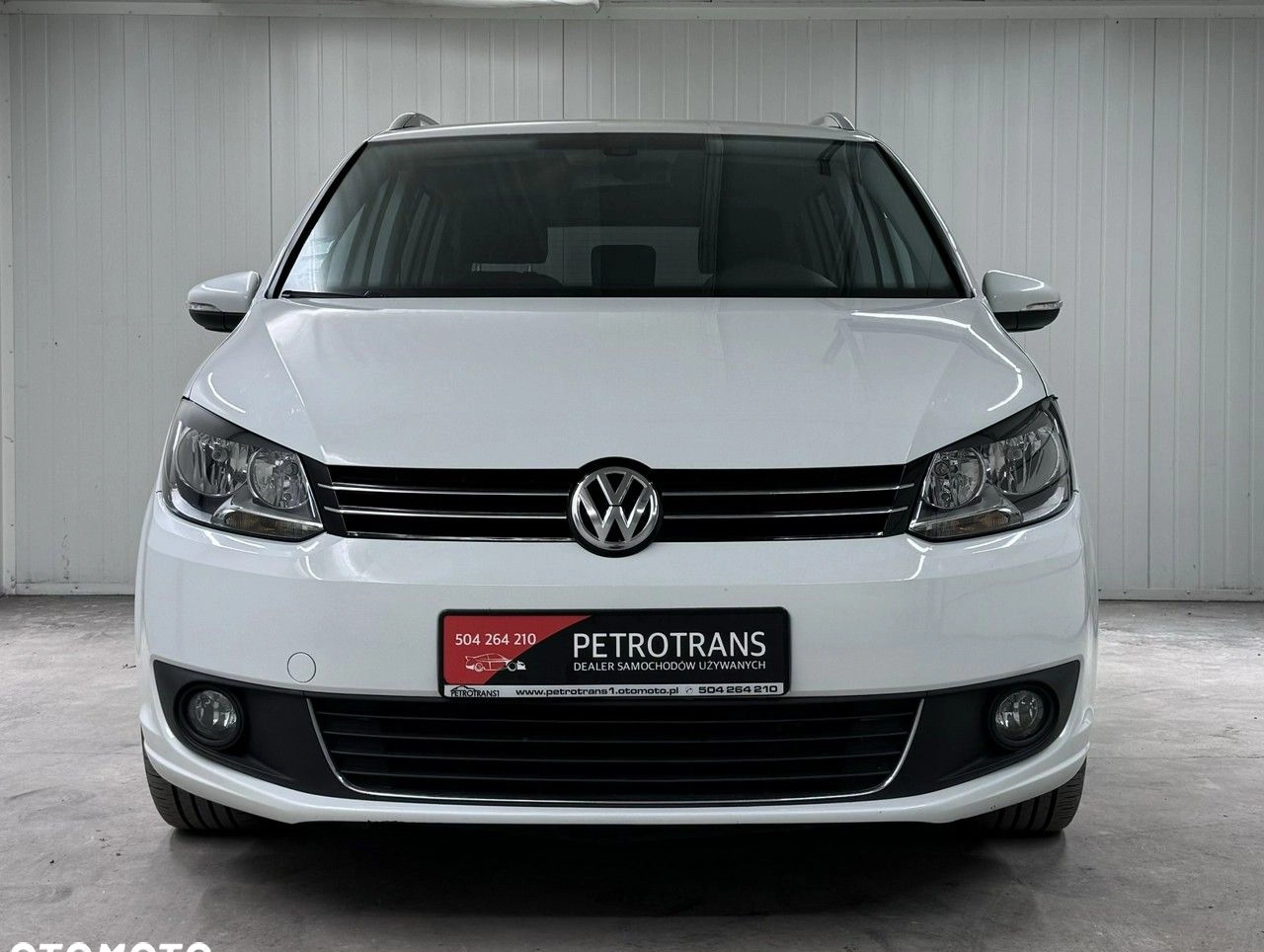 Volkswagen Touran cena 42900 przebieg: 193000, rok produkcji 2015 z Zwierzyniec małe 562